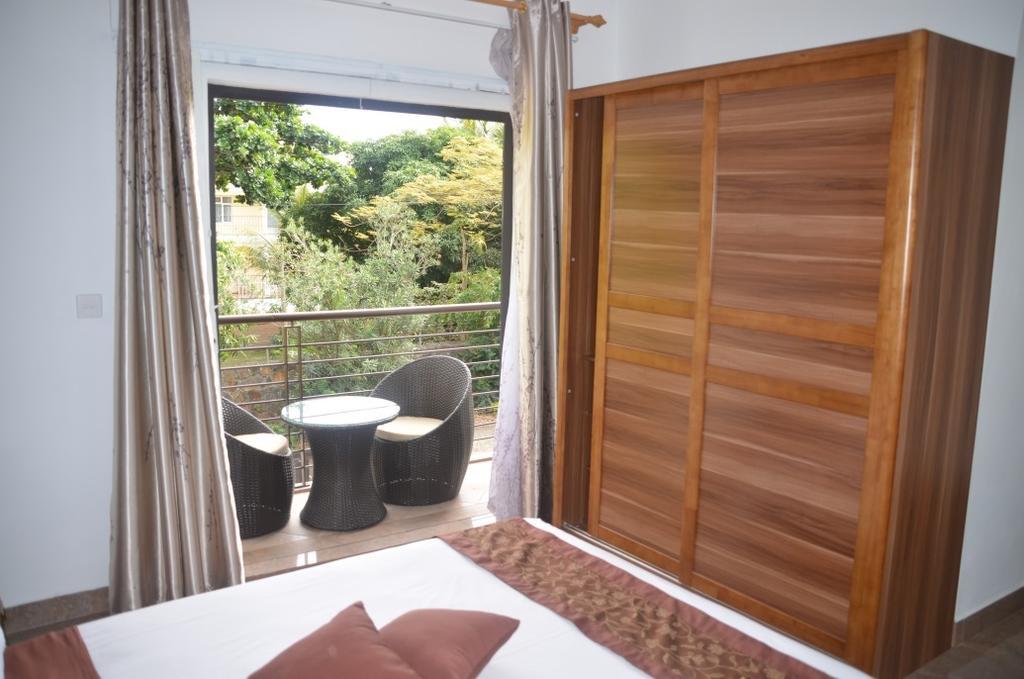 Sun Villa Mont Choisy Apartments Phòng bức ảnh